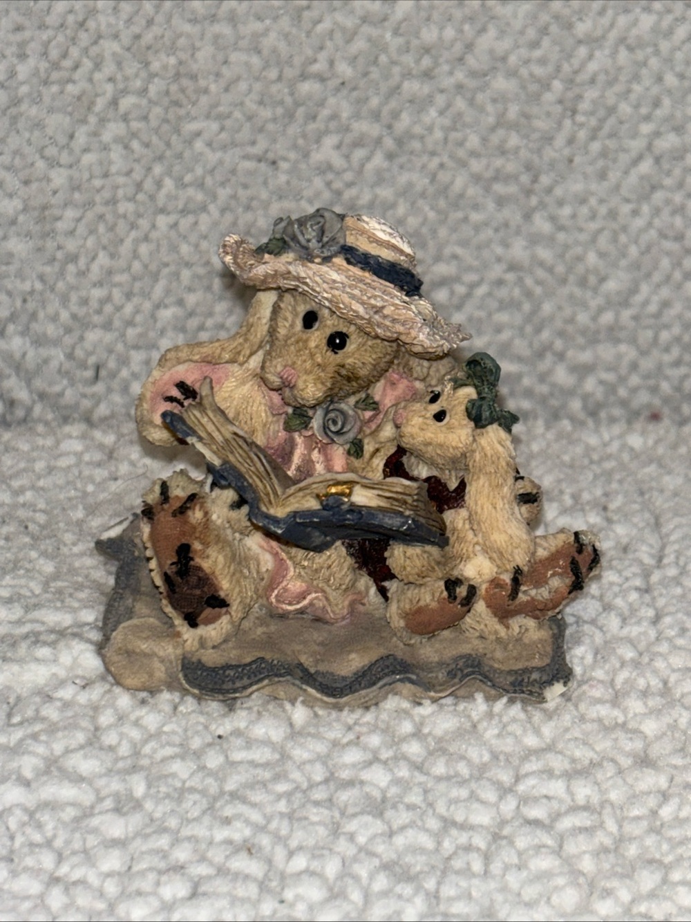 Boyds Bears Tan and Pink Reading Bunny Resin Figurine.  Vintage 1994